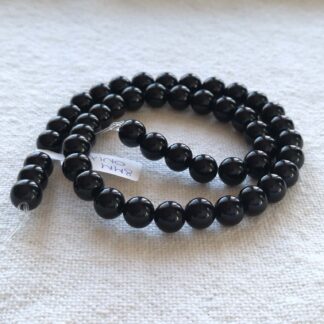 8 mm onix ásványgyöngy szálban