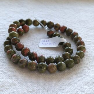 8 mm unakit ásványgyöngy szálban