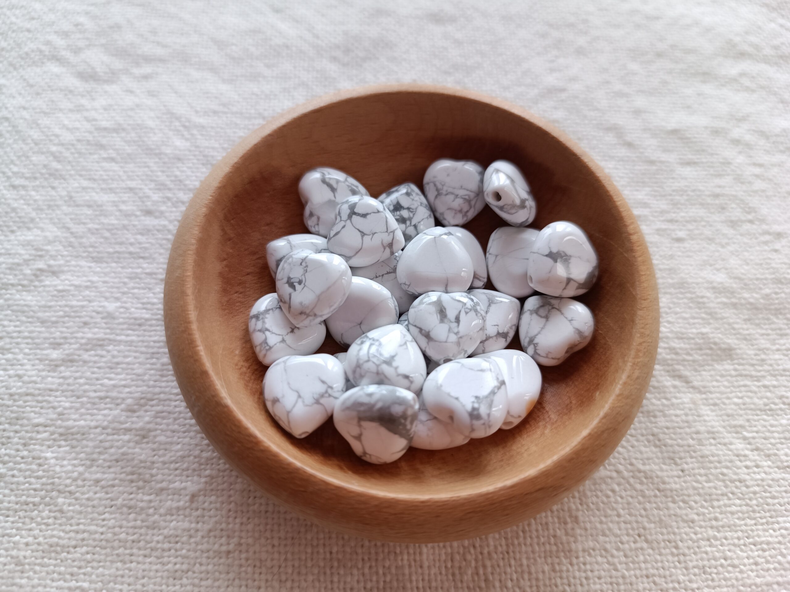 12 mm howlit szív gyöngy