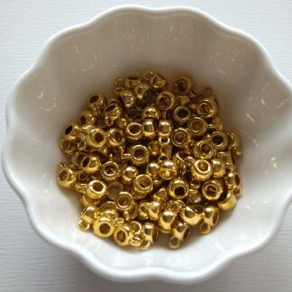 Medáltartó arany színű