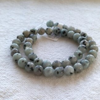 8 mm kiwi jaspis ásványgyöngy szálban