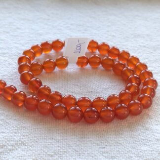 8 mm karneol ásványgyöngy szálban