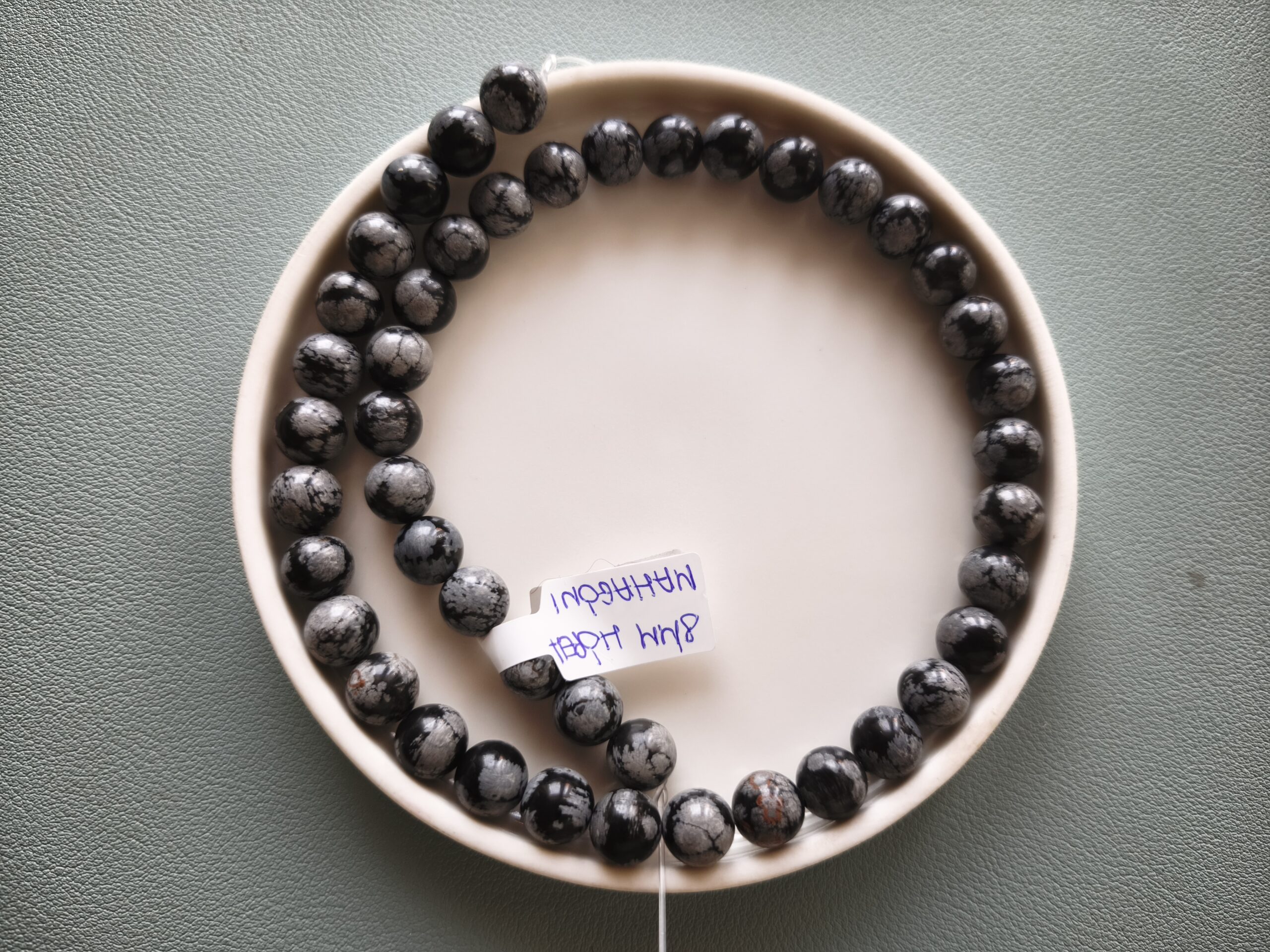 8 mm obszidián hópehely szálban