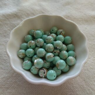 8 mm kagyló menta gyöngy