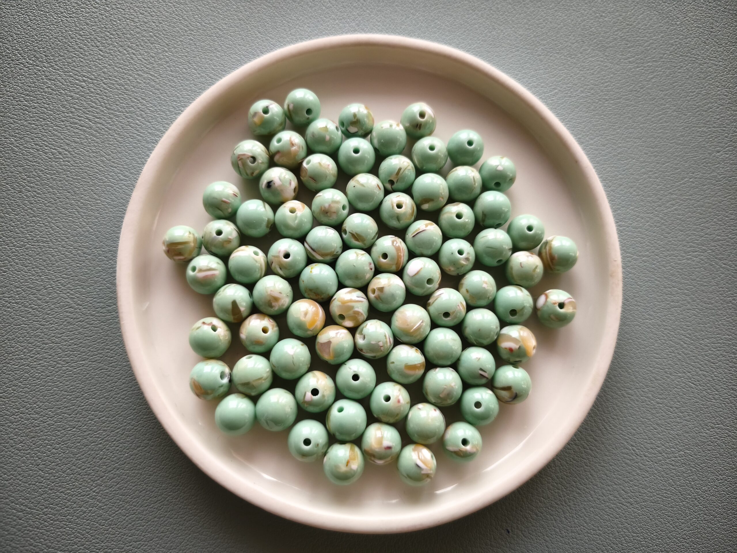 8 mm kagyló menta gyöngy