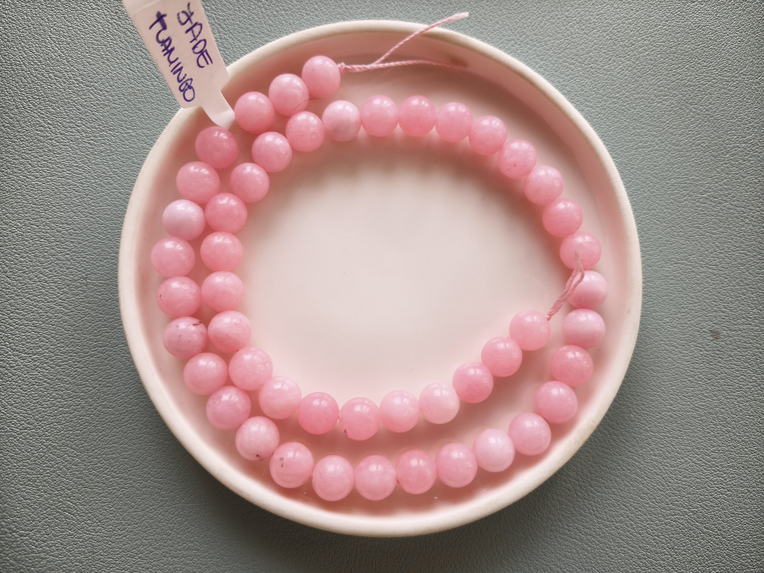 8 mm jade flamingo gyöngy szálban