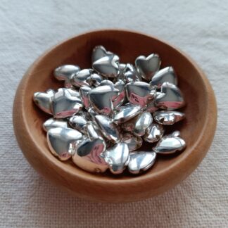 10 mm hematit szív alakú gyöngy ezüst